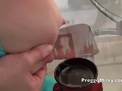 Hijo tatuado, mamas mexicanas cojiendo relaja la contracción y luego gira como un loco.