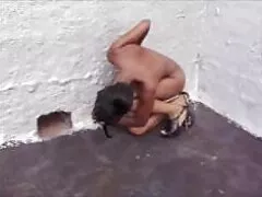 Mujer India pega videos de mexicanas peludas marido